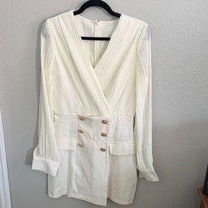 Chic Cream Long Sleeve Dress with Button Detail NWOT